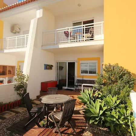 Panzió Surf House *