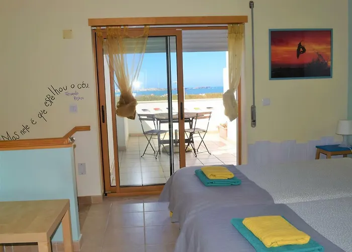 Panzió Surf House *